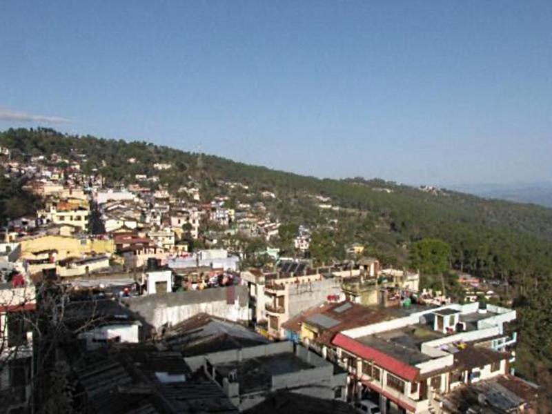 Hotel Ranikhet Grand Exterior foto